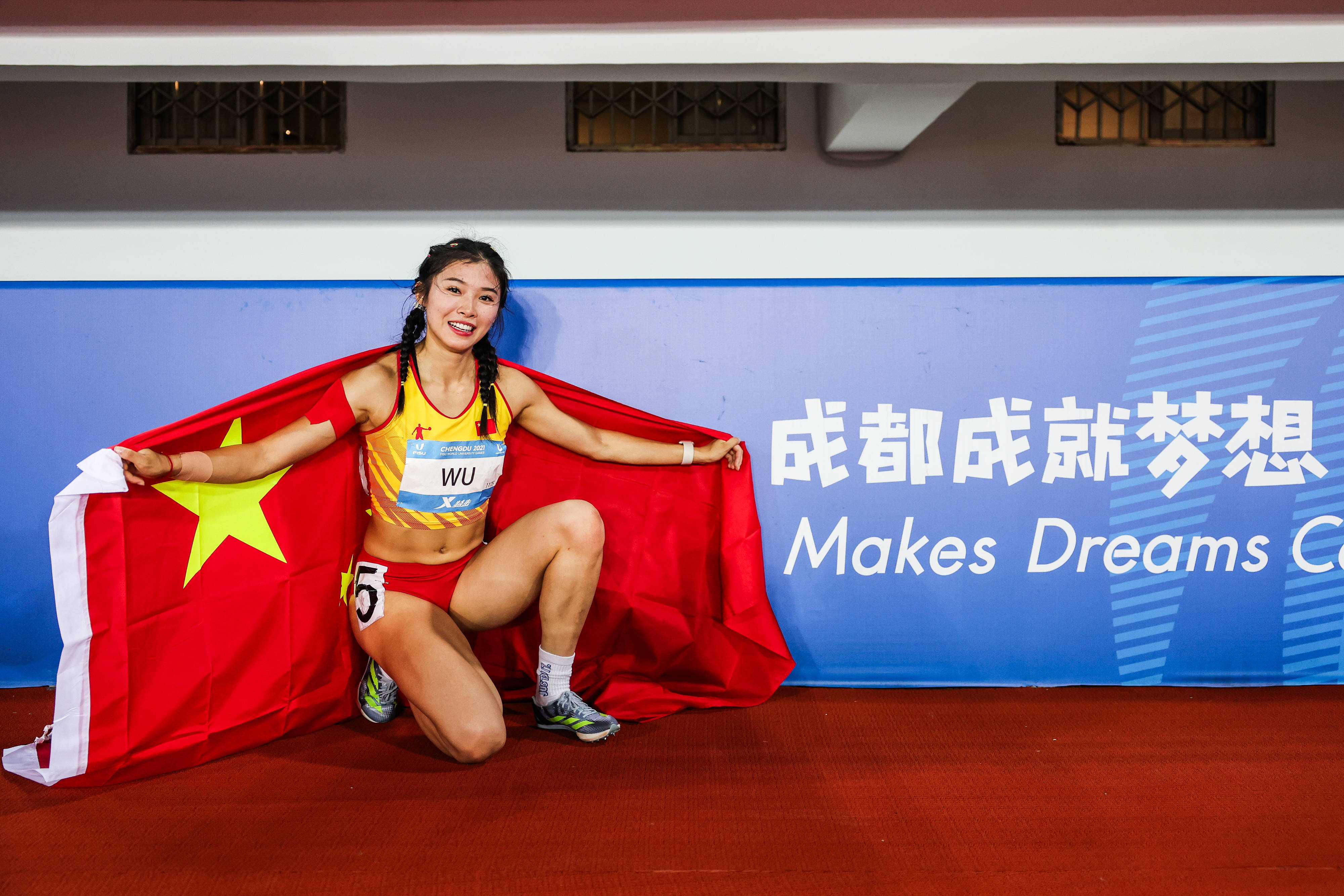 关于火力全开！田径比赛数据创纪录的信息