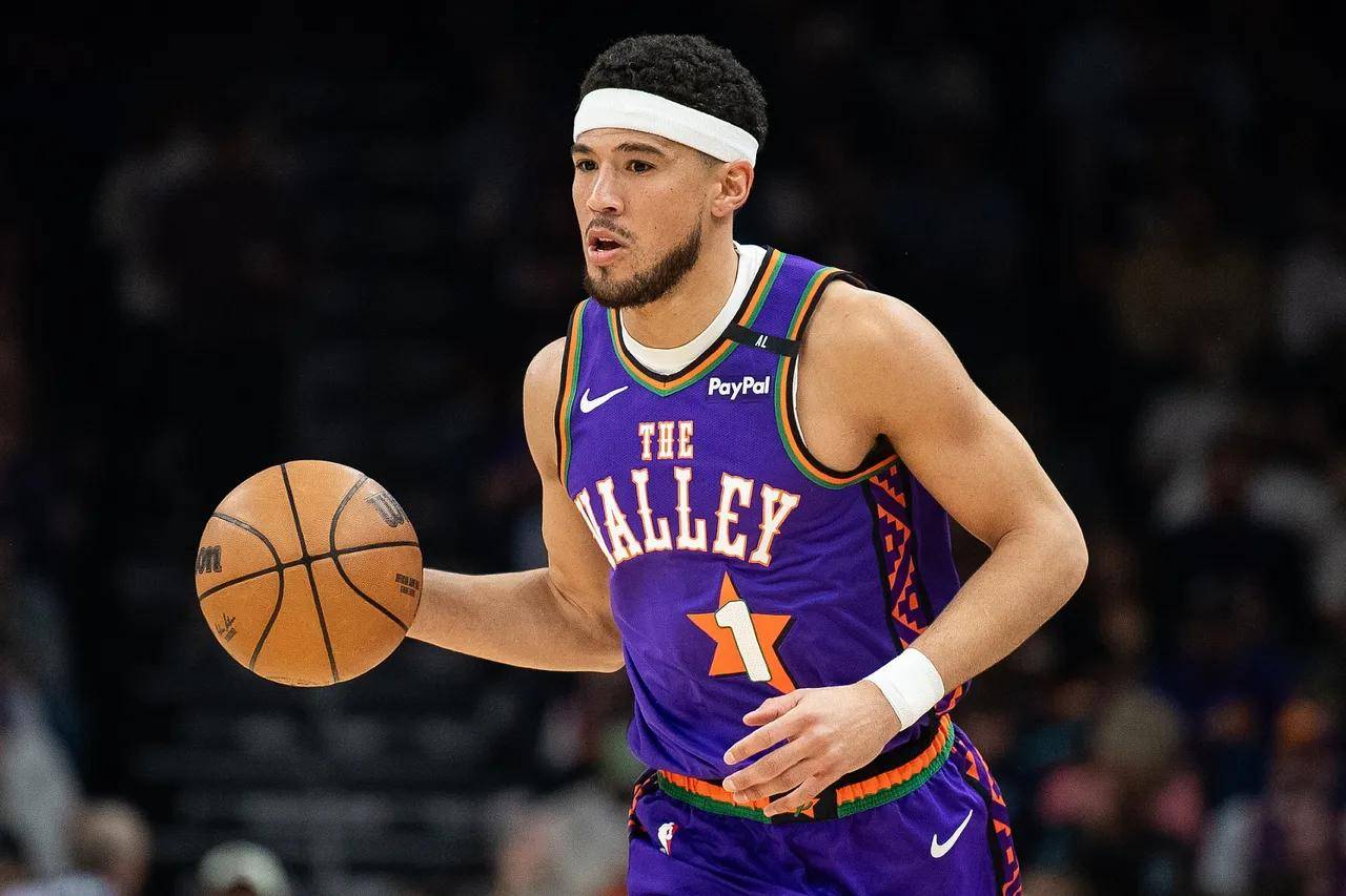 雷霆逆转福建队,布克扛起全队 雷霆逆转福建队,布克扛起全队