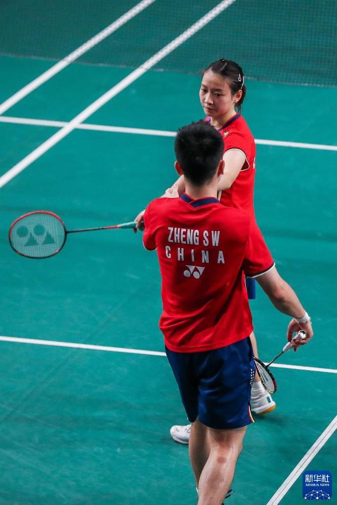 印度队鏖战日本队，郑思维带队取胜