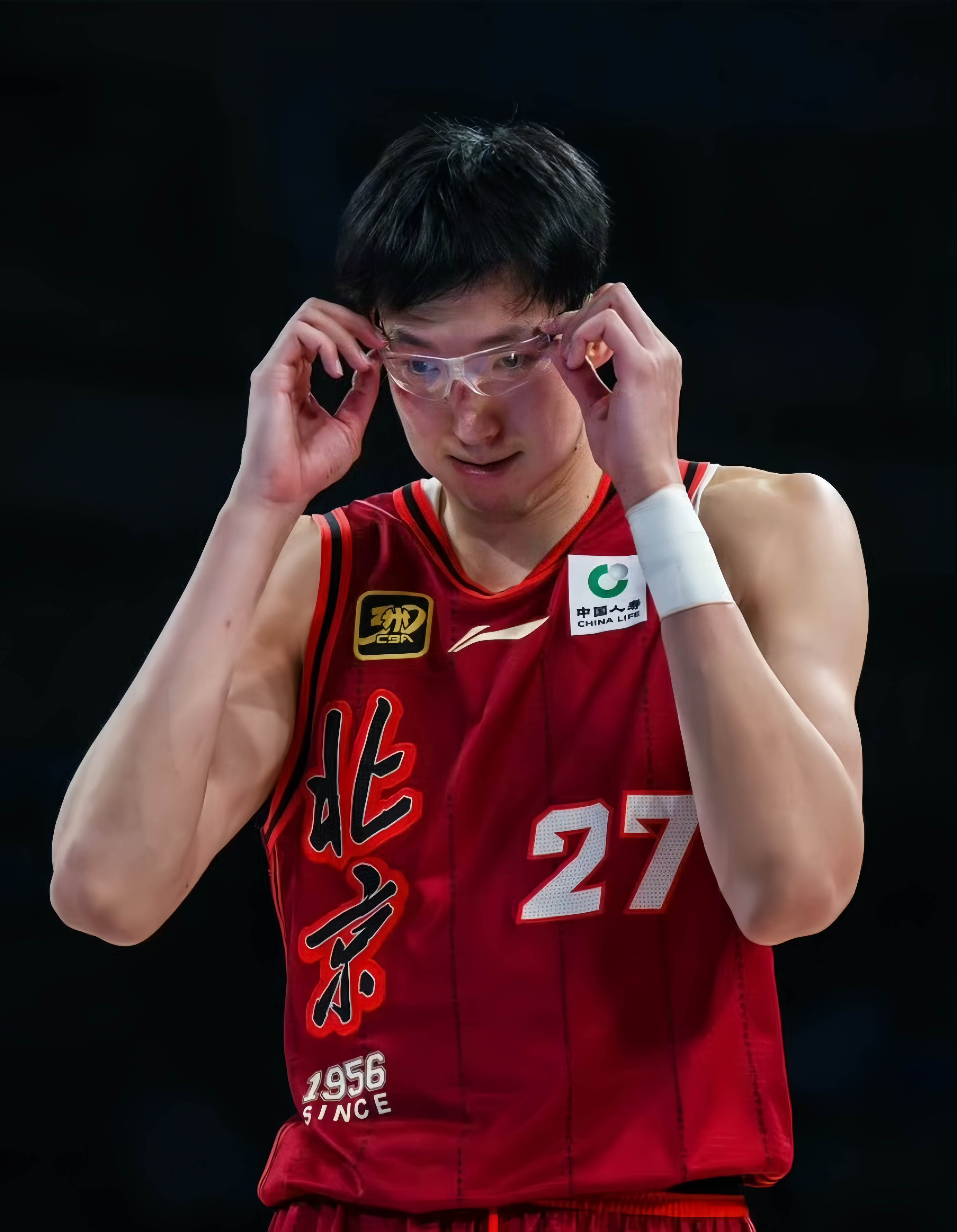 骑士轻取山西队,周琦状态火热 骑士轻取山西队,周琦状态火热