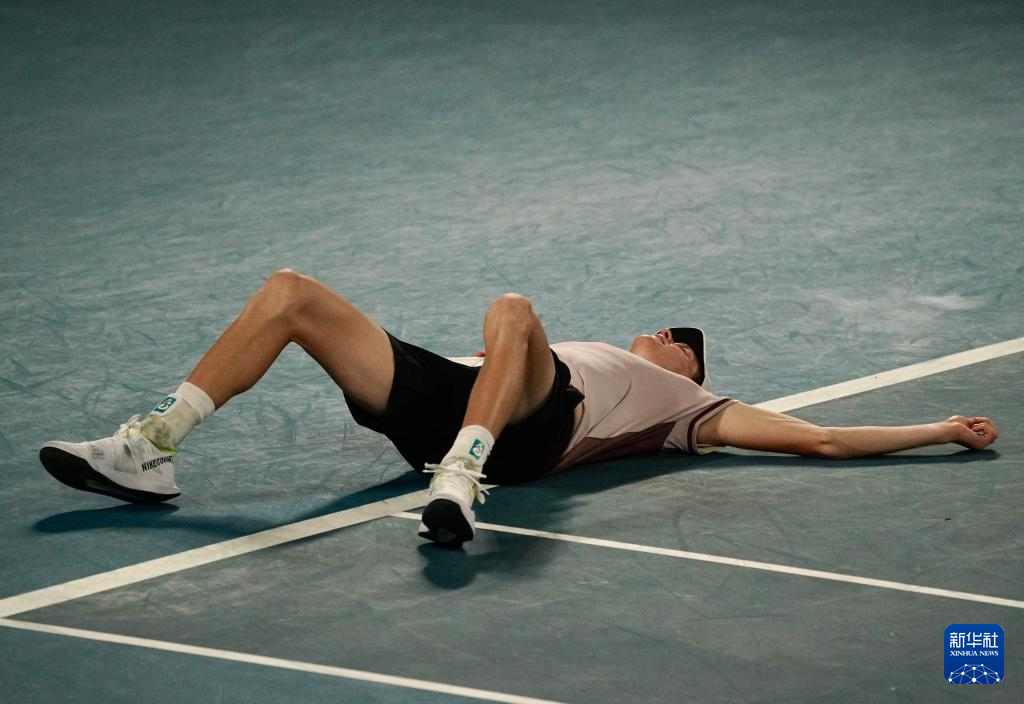 拉沃尔杯完胜澳网，辛纳刷新纪录