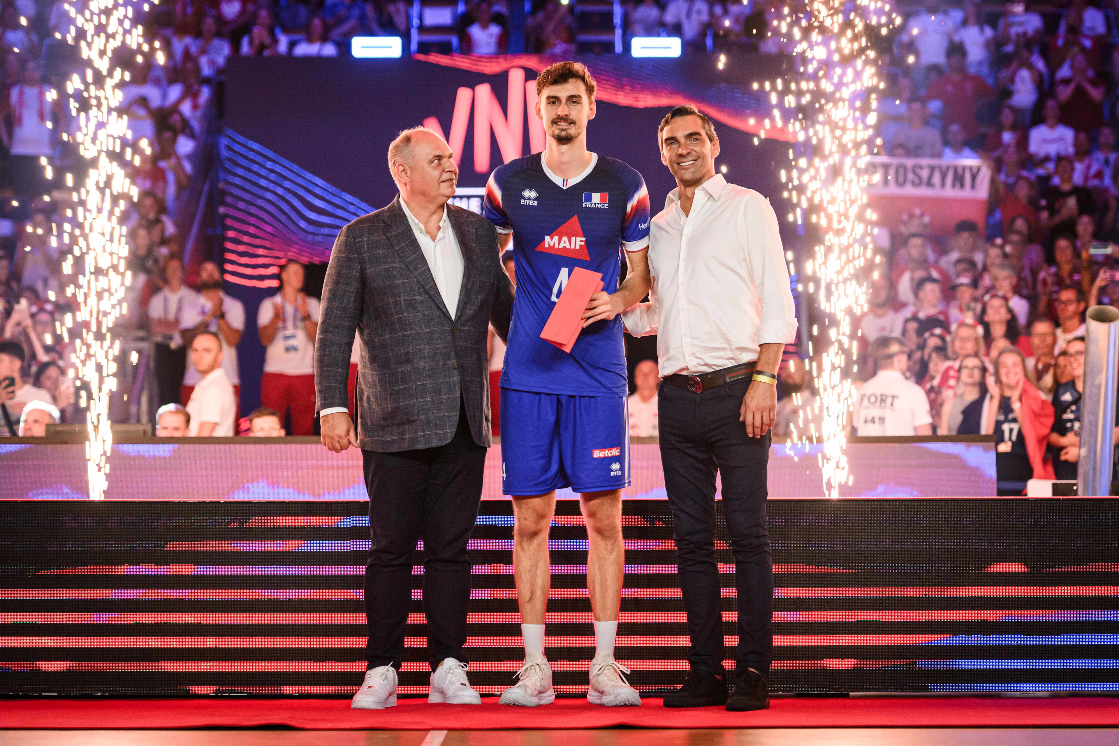 波兰队绝杀日本队，马龙刷新纪录