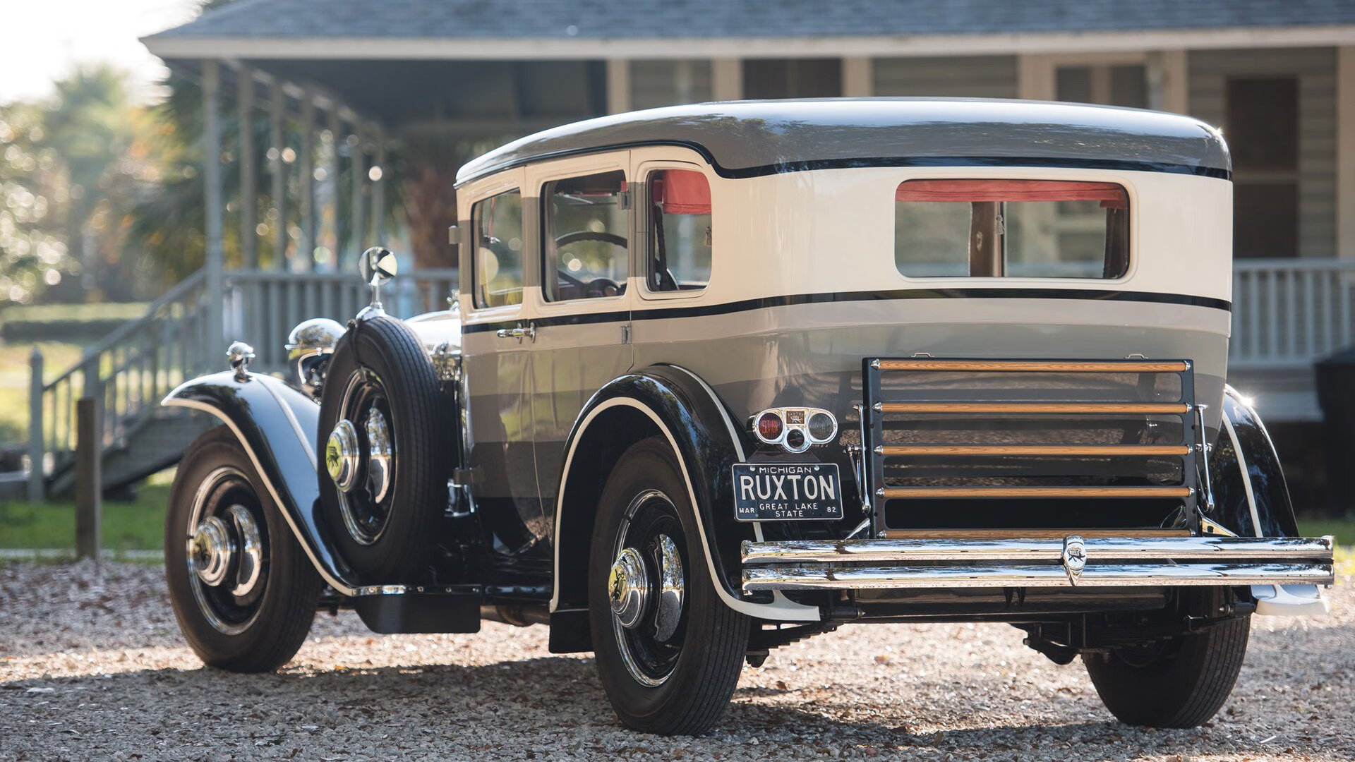 慈善赛惊现叹息之墙，当厄瓜多尔锋线遇上利物浦的门迪