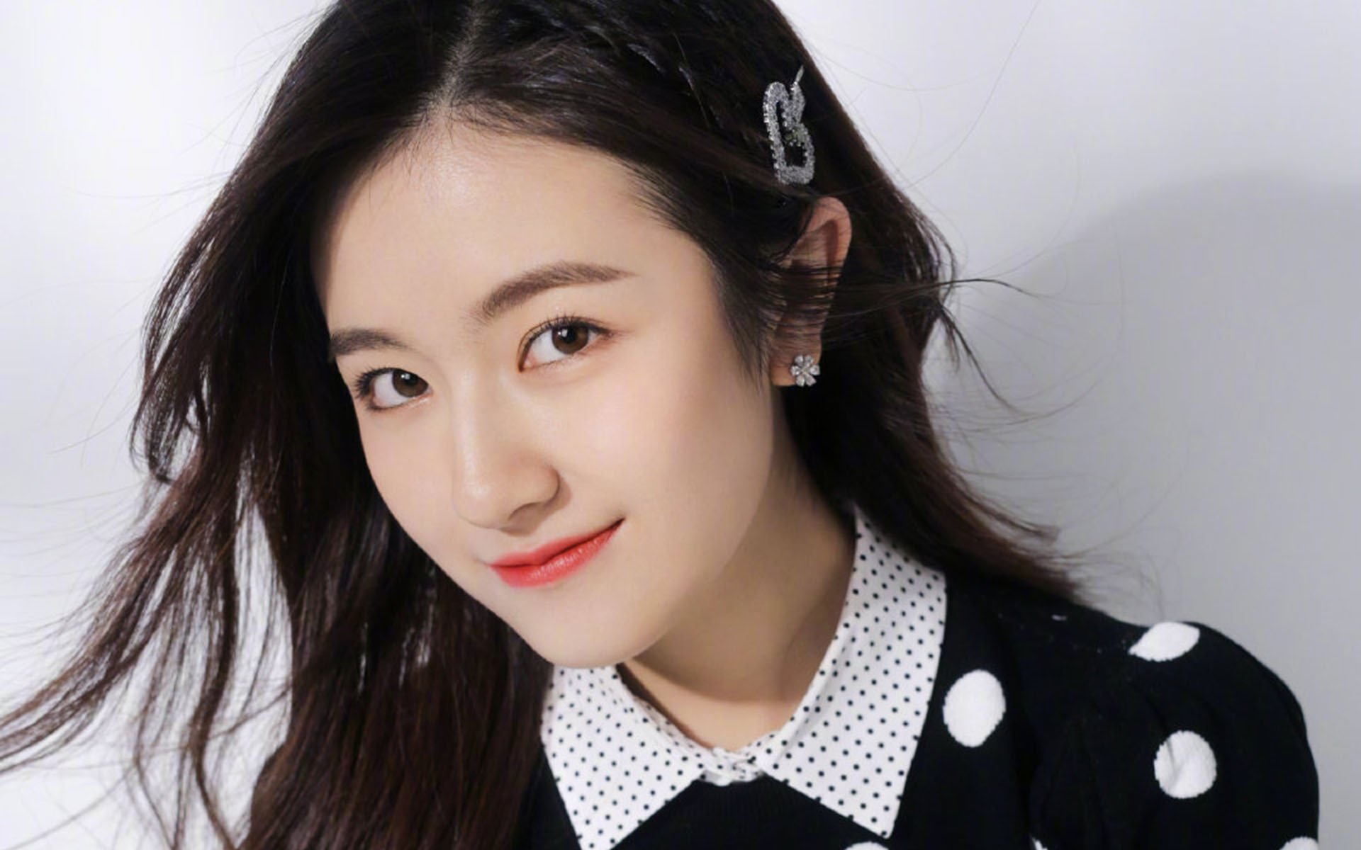 凡人仰视的剧本,梅西脚下的台阶